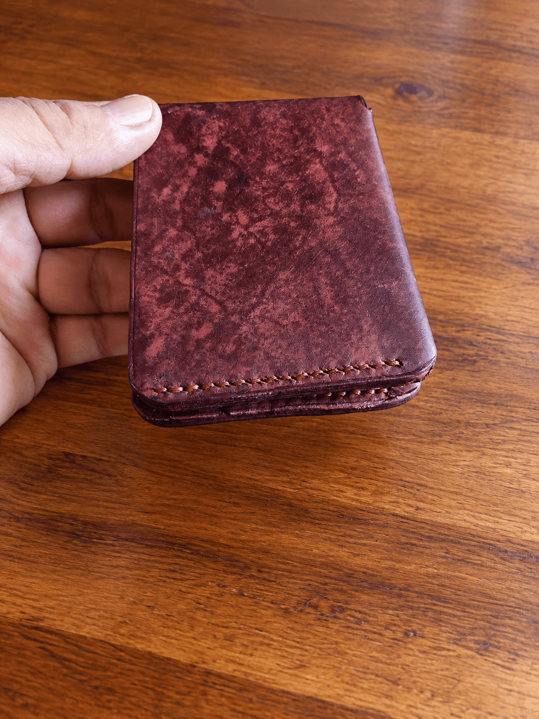 Bifold Minimalist Wallet