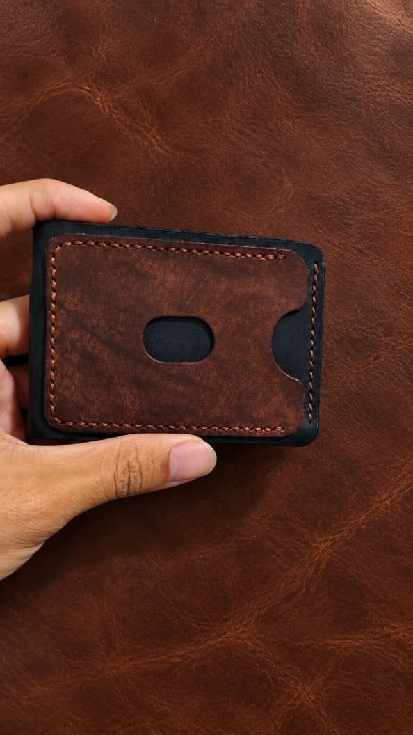 Bifold Minimalist Wallet V1